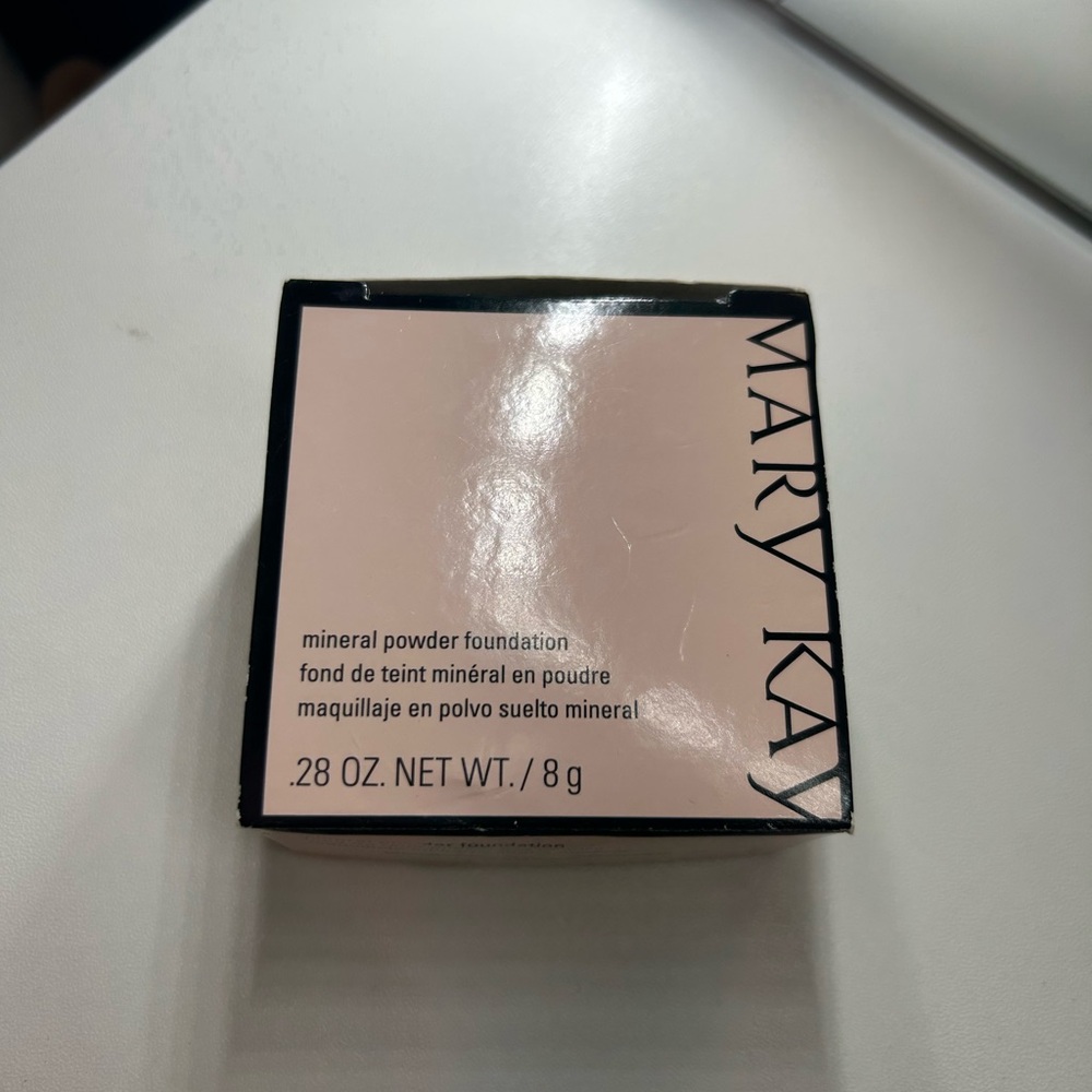 Mary Kay Mineral Powder Foundation